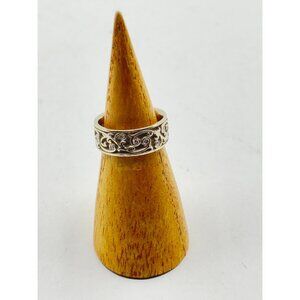 14K White Gold Diamond Scrollwork Timeless Unique Band Ring Size 6